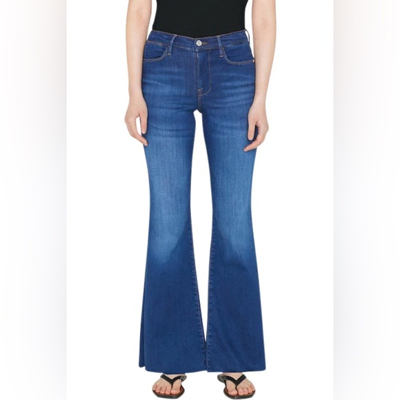 Frame Denim Le Easy Flare in Kettering - Picture 1 of 13